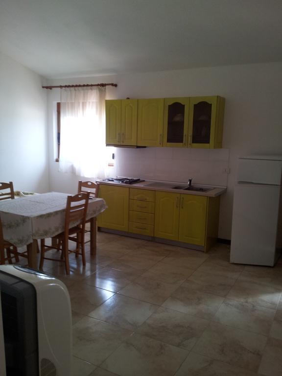 Velaj Apartments Orikumi Pokoj fotografie